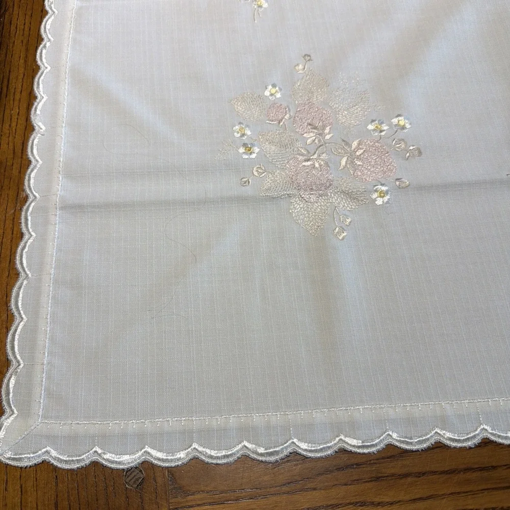 Vtg White 30